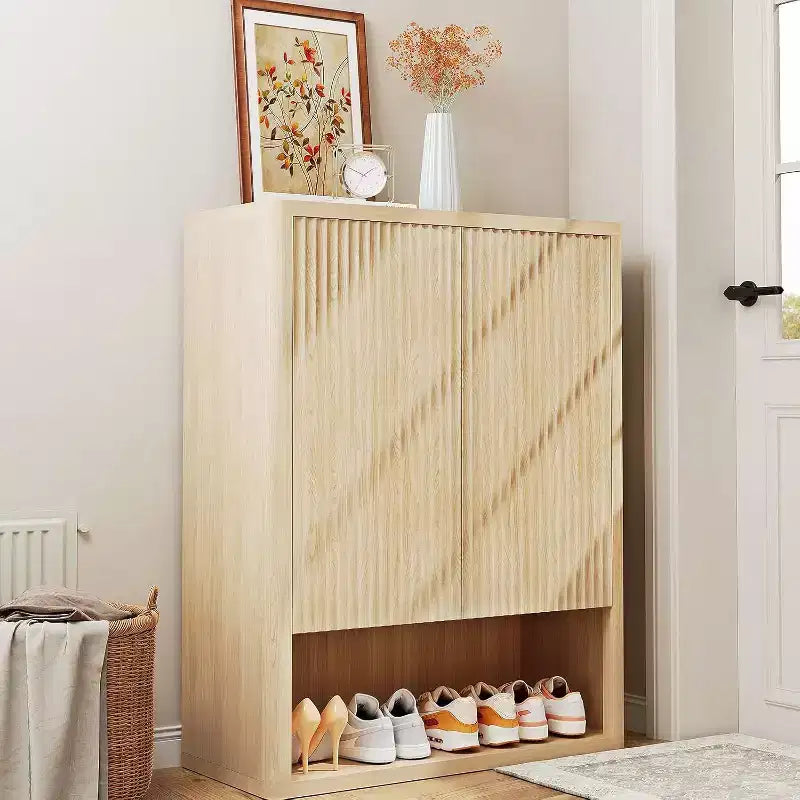 Shoe Storage Cabinet for Entryway, Slim Wooden Shoe Organizer with Fluted Doors & Adjustable Shelves, Narrow Shoe Rack for Hallway, Porch, Oak